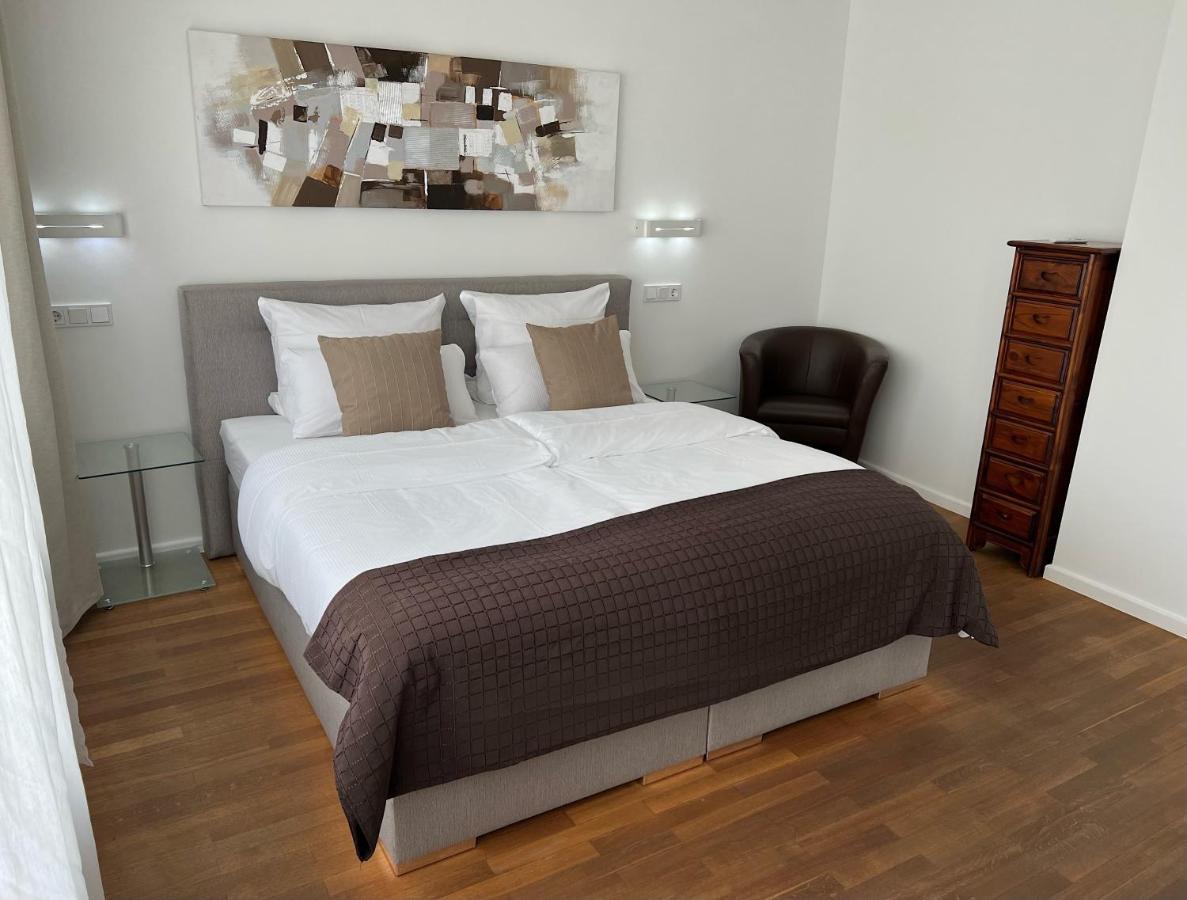 Weingut-Aparthotel Olinger Mehring  Pokoj fotografie