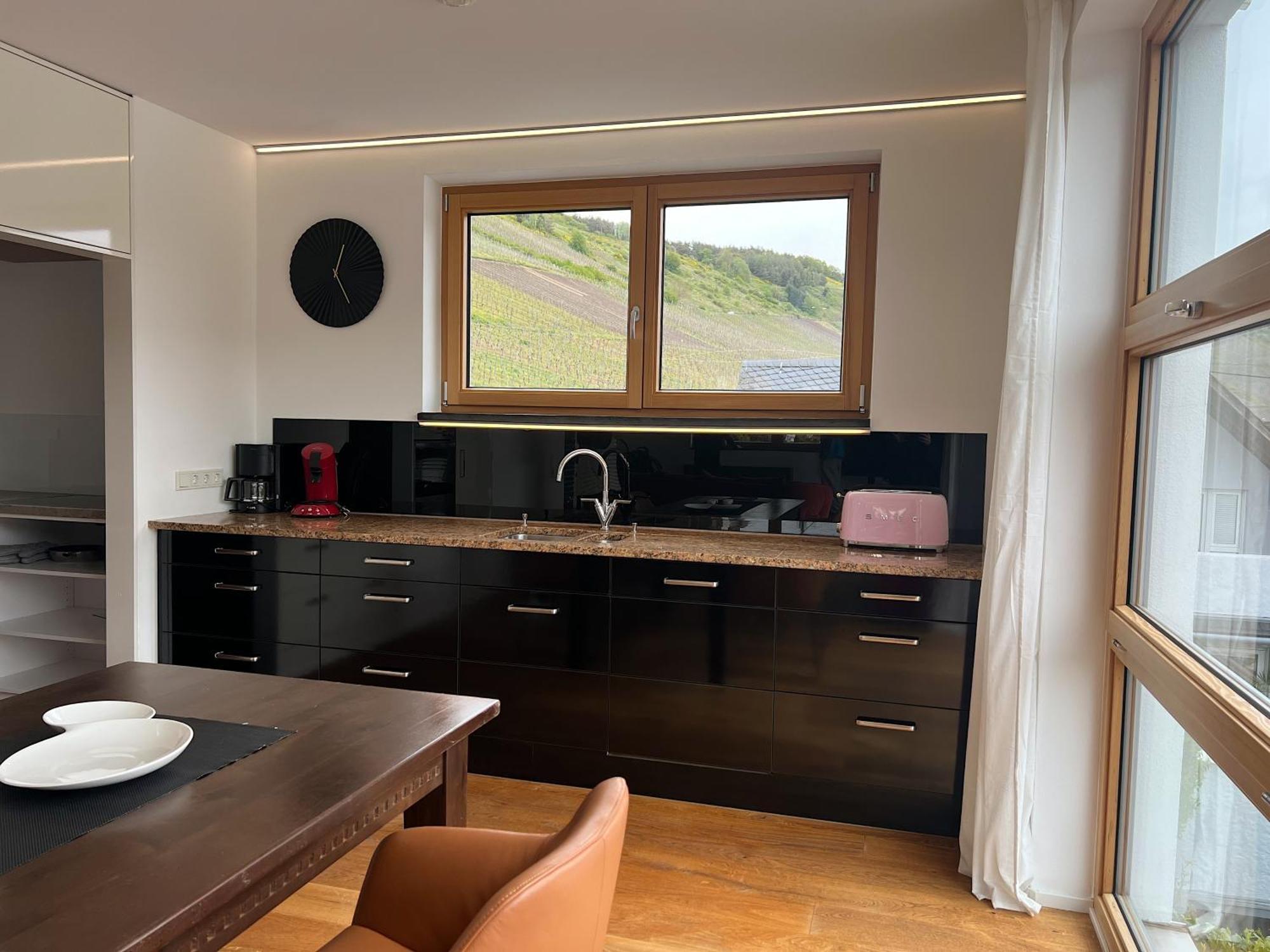 Weingut-Aparthotel Olinger Mehring  Pokoj fotografie
