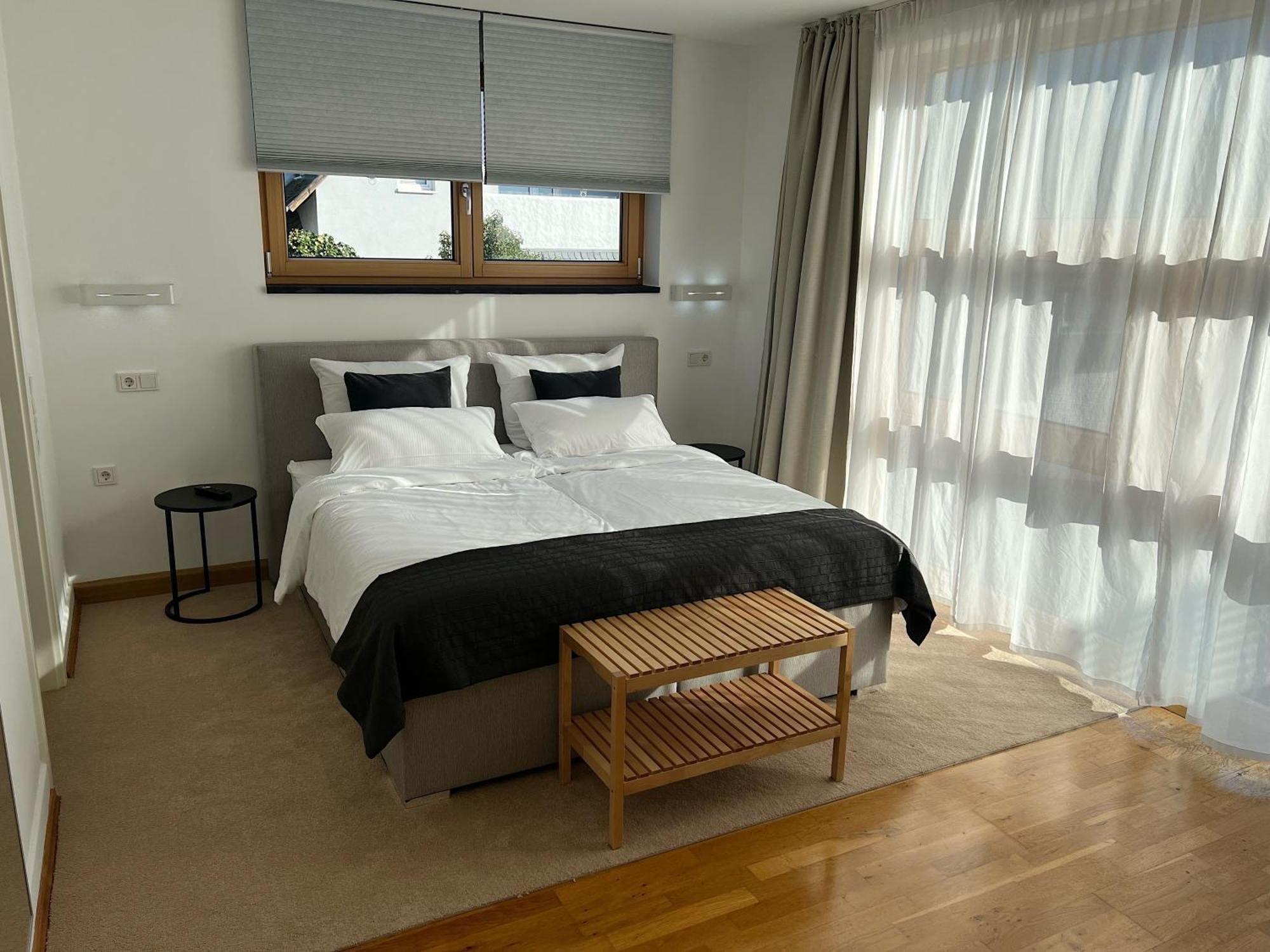 Weingut-Aparthotel Olinger Mehring  Pokoj fotografie