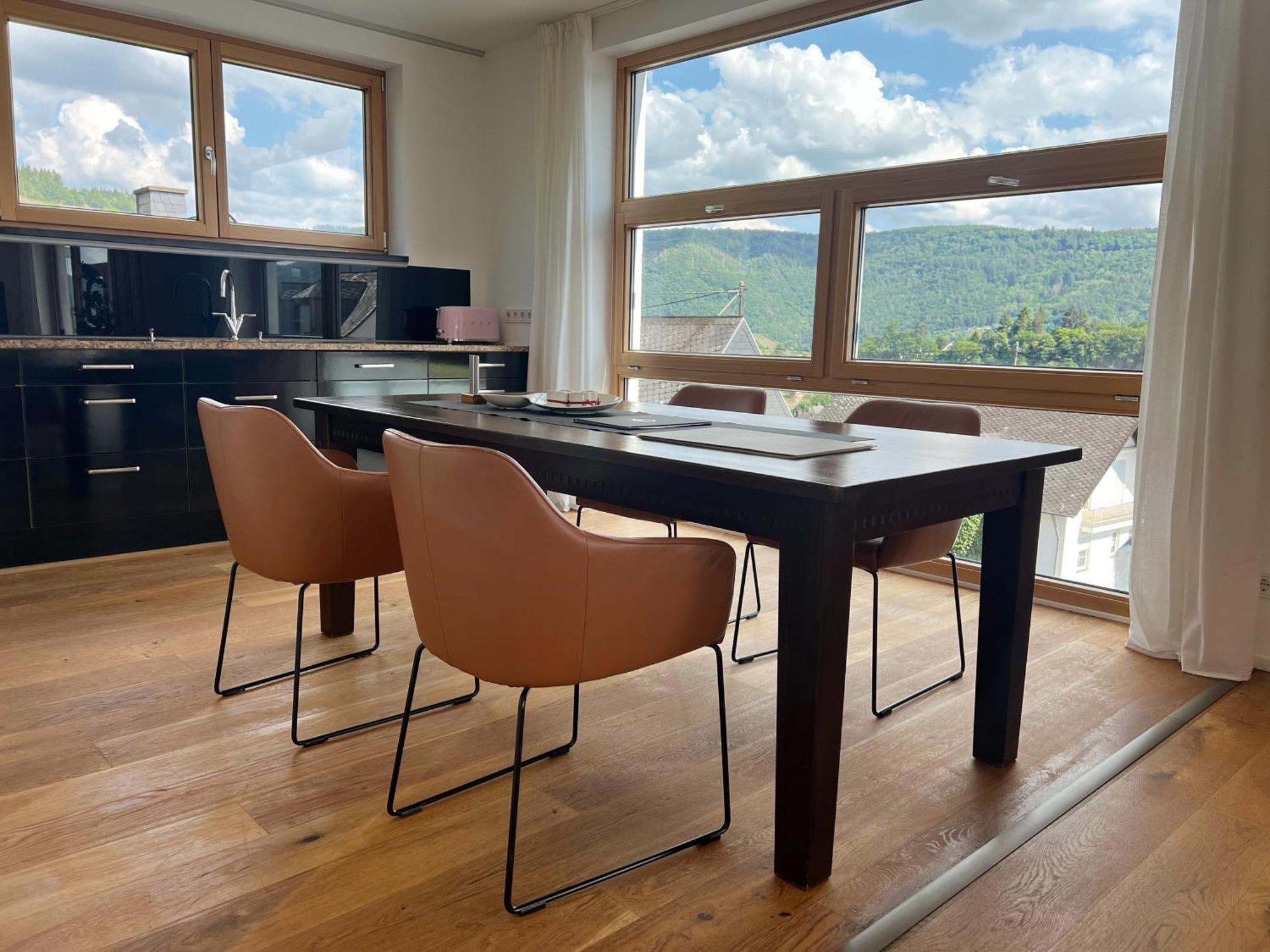 Weingut-Aparthotel Olinger Mehring  Pokoj fotografie